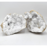 Rock Crystal geode 14-15cm 1BOX